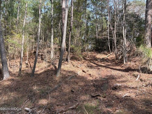 1957 Deerwood Pl, Macon, GA, 31211-1224 | Card Image