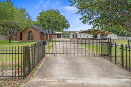 413 S Los Cerritos Cir, Edinburg, TX, 78541-8003 | Card Image
