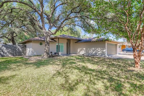 11810 Charing Cross Rd, Austin, TX, 78759-3621 | Card Image