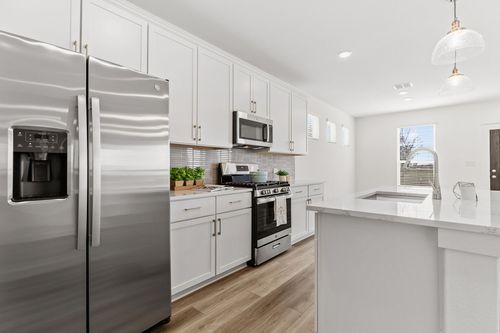 120 Hartson Drive, Taylor, TX, 76574 | Card Image