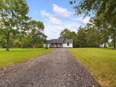 240 Mae Plaster Drive, House other with 3 bedrooms, 2 bathrooms and null parking in Cleveland TX | Image 1