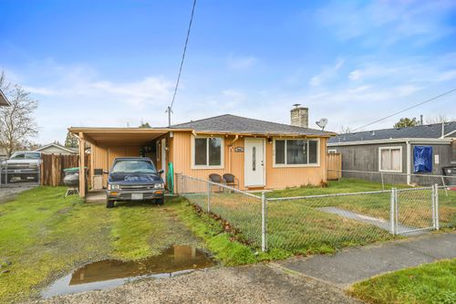 2841 Howard Ave, Medford, OR, 97501-1218 | Card Image