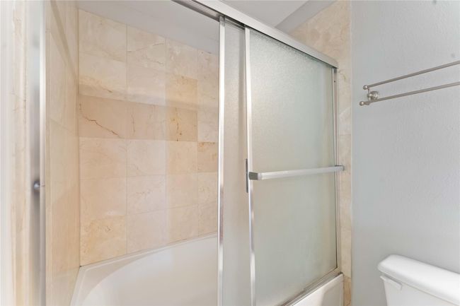 UNIT-1606 - 3505 Sage Rd, Condo with 2 bedrooms, 2 bathrooms and 1 parking in Houston TX | Image 25