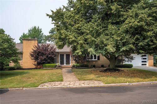 10 Randwood Ln, Buffalo, NY, 14216-3507 | Card Image