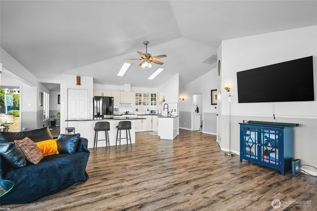 2781 Chambers Point Ct, House other with 3 bedrooms, 2 bathrooms and 2 parking in Steilacoom WA | Image 6