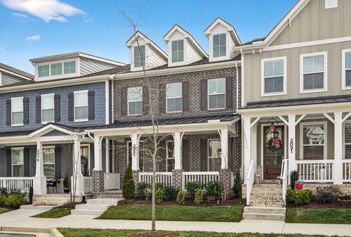 2085 Braidwood Ln, Franklin, TN, 37064-4398 | Card Image