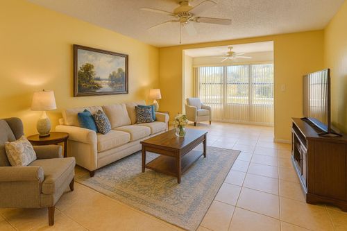 apt-208-2850 Somerset Dr, Lauderdale Lakes, FL, 33311-9347 | Card Image