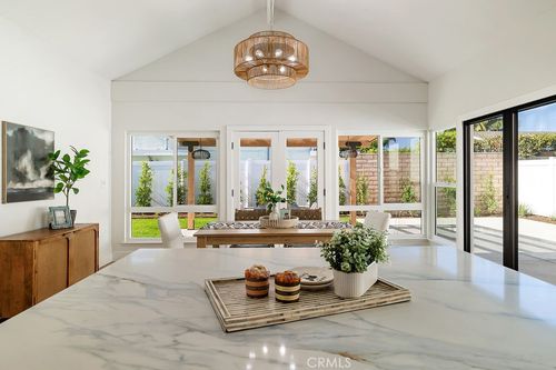 1068 San Pablo Cir, Costa Mesa, CA, 92626 | Card Image