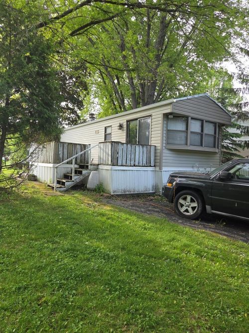 381 Skyline Dr, Edgerton, WI, 53534 | Card Image