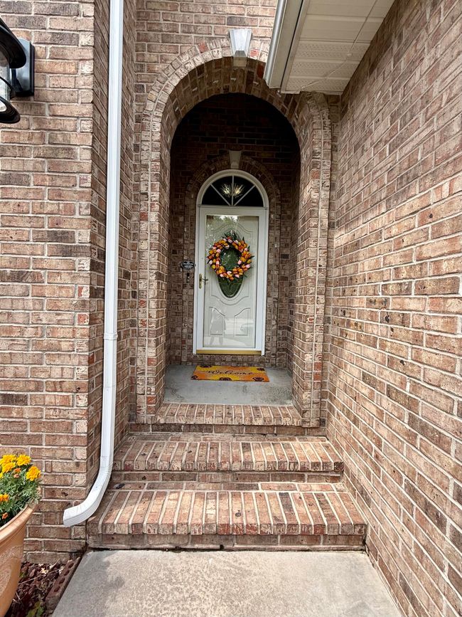 Front Entry | Image 5