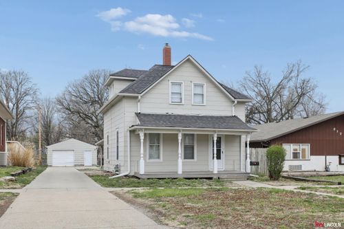 825 C St, Lincoln, NE, 68502-1141 | Card Image