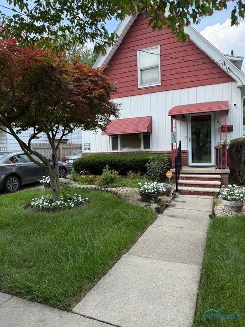 16 W Central Ave, Toledo, OH, 43608-1710 | Card Image