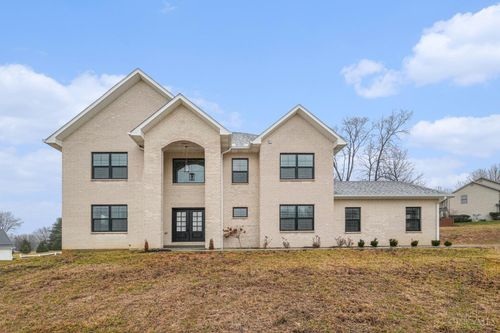 1324 Northwoods Dr, Hillsboro, OH, 45133 | Card Image