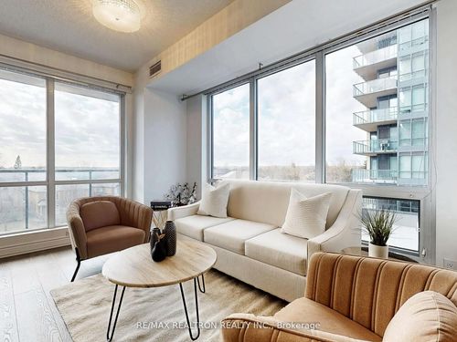 302-9088 Yonge St, Richmond Hill, ON, L4C0Y6 | Card Image