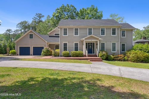 2215 Perry Dr, Jacksonville, NC, 28546-1644 | Card Image