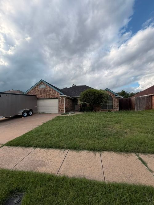 1012 Porter Pl, Sanger, TX, 76266-4005 | Card Image