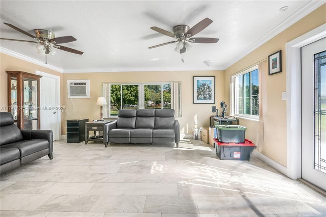1601 Sw 117 Th Ave, House other with 4 bedrooms, 3 bathrooms and null parking in Davie FL | Image 8