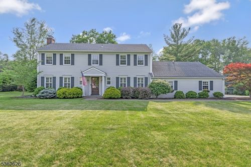 45 Tuxford Ter, Basking Ridge, NJ, 07920-2516 | Card Image