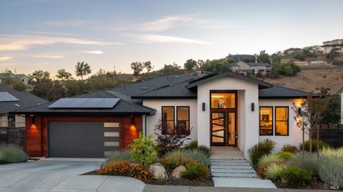 3735 Lakebriar Pl, Santa Rosa, CA, 95403-0948 | Card Image