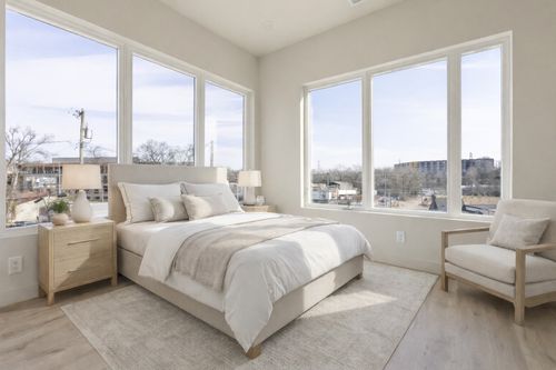 100 Fairview Ct, Nashville, TN, 37203-4207 | Card Image