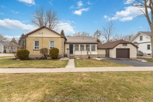 46 Gidley St W, Exeter, ON, N0M1S2 | Card Image