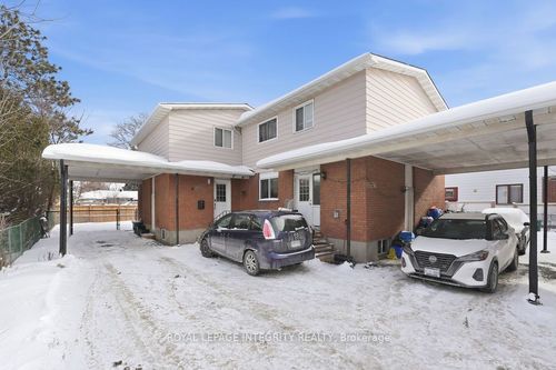 2039 St. Laurent Boulevard, Elmvale Acres and Area, ON, K1G1A5 | Card Image