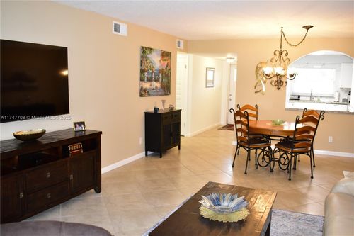 apt-107-9320 Sunrise Lakes Blvd, Sunrise, FL, 33322-2108 | Card Image