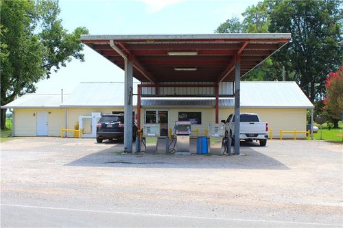 5090 Highway 452, Marksville, LA, 71351-3558 | Card Image