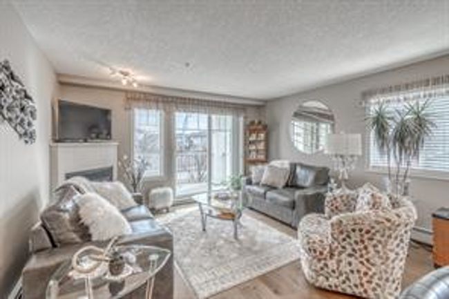 212 - 406 Cranberry Pk Se, Condo with 2 bedrooms, 2 bathrooms and 1 parking in Calgary AB | Image 13