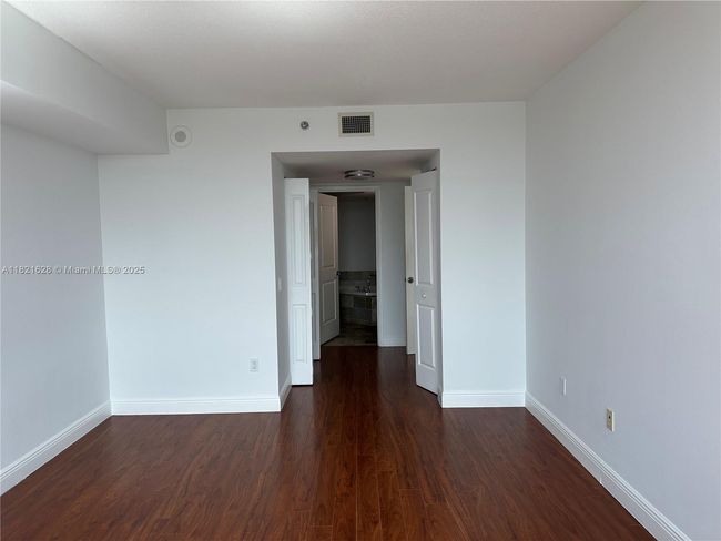 APT-1706N - 2641 N Flamingo Rd, Condo with 2 bedrooms, 2 bathrooms and null parking in Plantation FL | Image 15