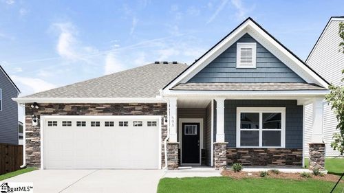 605 Bonifay Dr, Fountain Inn, SC, 29644-6268 | Card Image