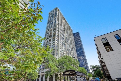 2506-5445 Sheridan Rd, Chicago, IL, 60640-7472 | Card Image