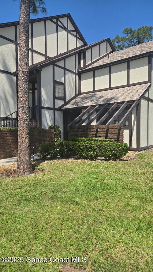 10-816 Greenwood Manor Cir, West Melbourne, FL, 32904-1926 | Card Image