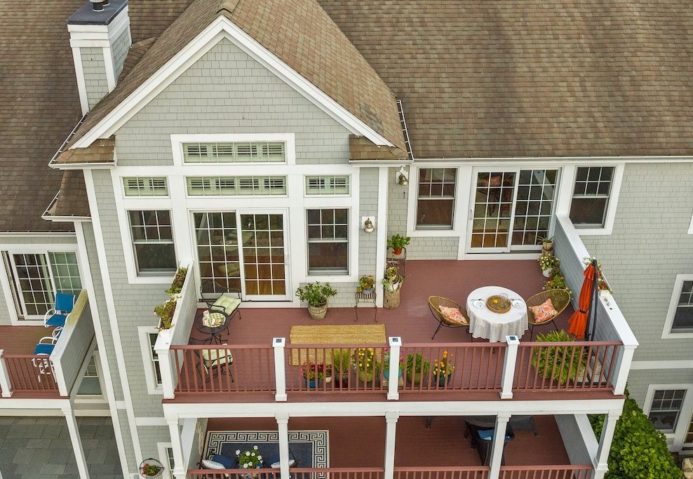 Topsail Dr, Tiverton, RI 02878