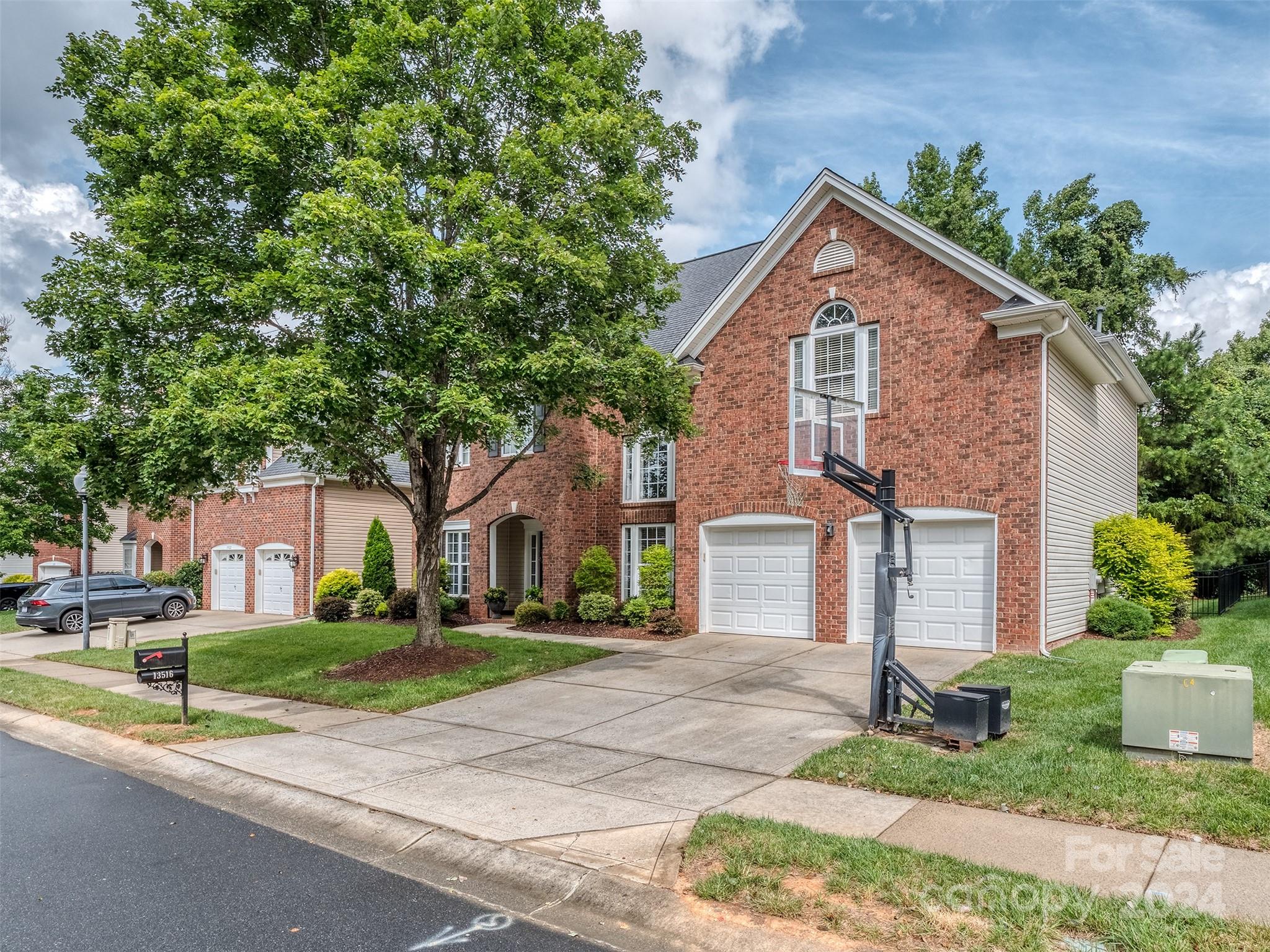 Pacific Echo Dr, Charlotte, NC 28277