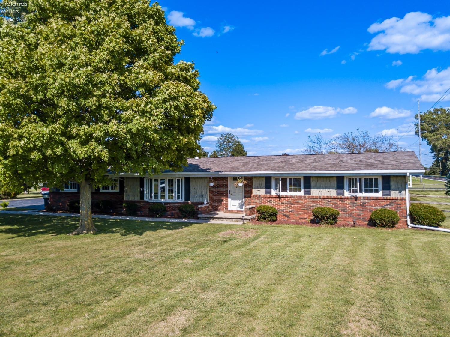 County Road 42 , Gibsonburg, OH 43431