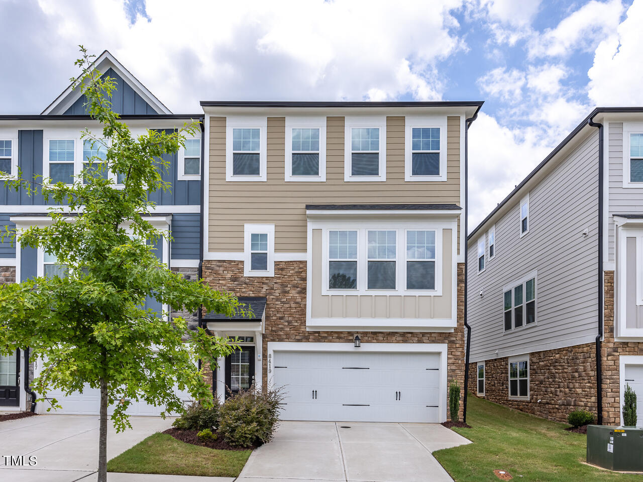 Garnet Rose Ln, Raleigh, NC 27615
