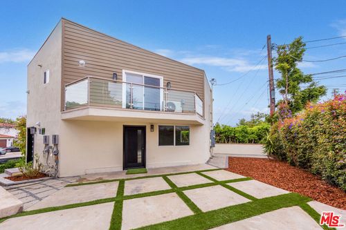 2139 Kerwood Ave, Los Angeles, CA, 90025-6008 | Card Image