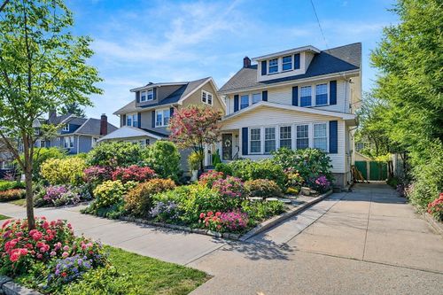 406 Lincoln Ave, Rutherford, NJ, 07070-2720 | Card Image