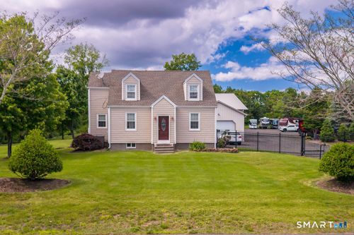 90 Town Line Road, Plainville, CT, 06062 | Card Image