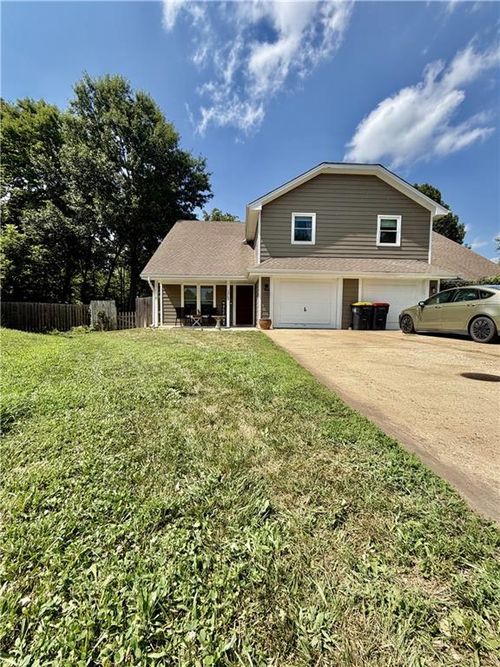 1302 Laurel St, Kearney, MO, 64060-8412 | Card Image