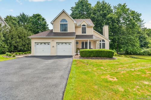 36 Overlook Ter, Walden, NY, 12586-1310 | Card Image