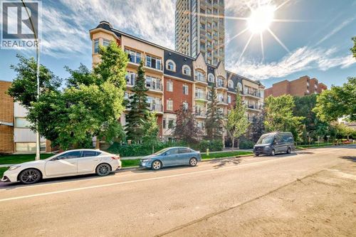 923 15 Ave Sw, Calgary, AB, T2R0S2 | Card Image