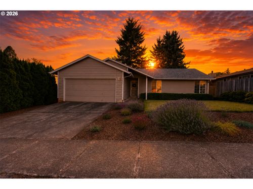 5295 Red Leaf Dr S, Salem, OR, 97306-2171 | Card Image