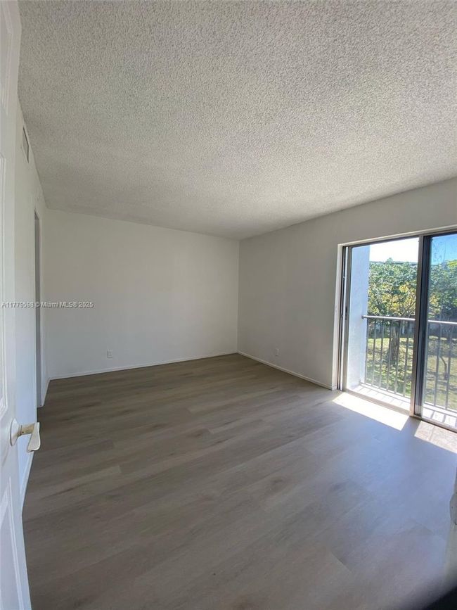 APT-305 - 8740 N Sherman Cir, Condo with 2 bedrooms, 2 bathrooms and null parking in Miramar FL | Image 13
