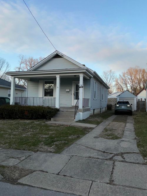 216 E 46th St, Covington, KY, 41015-1957 | Card Image