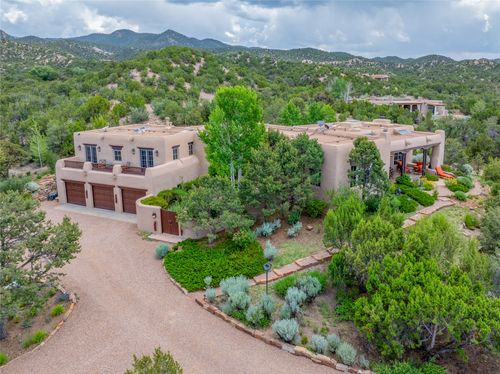 8 Vista Tesuque, Santa Fe, NM, 87506 | Card Image