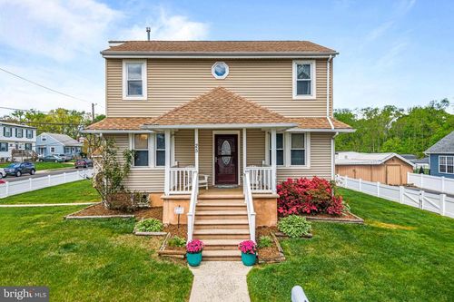 25 Northmont Ave, MOUNT EPHRAIM, NJ, 08059-1043 | Card Image