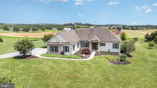 41 Fence Row Ln, MANHEIM, PA, 17545-8284 | Card Image