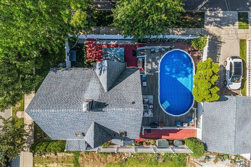 1003 149th St, Whitestone, NY, 11357-1737 | Card Image